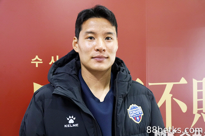 박승욱 (김천상무)